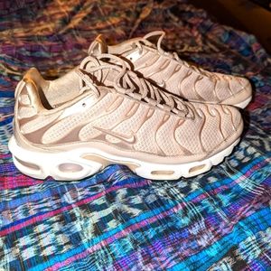 Nike Airmax Plus, Bone, size 8 women